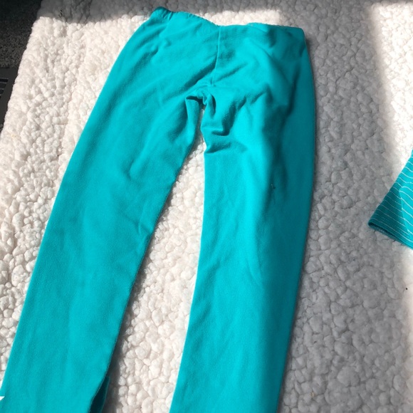 2-piece Outfit - Picture 4 of 4